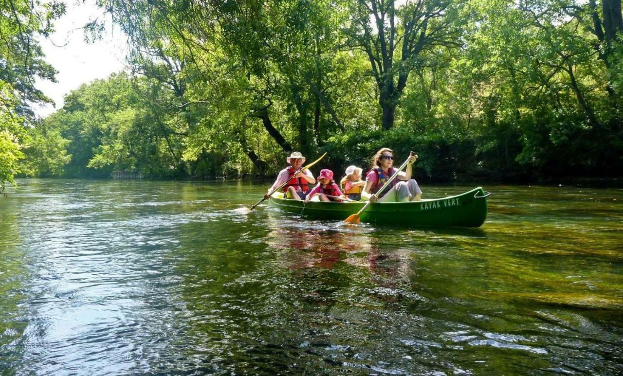 Entre Vignes Et Collines Hébergement de vacances *